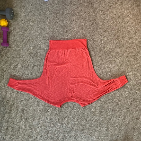 5 FOR $10 DEAL // 3/4 sleeve salmon top - Picture 2 of 4